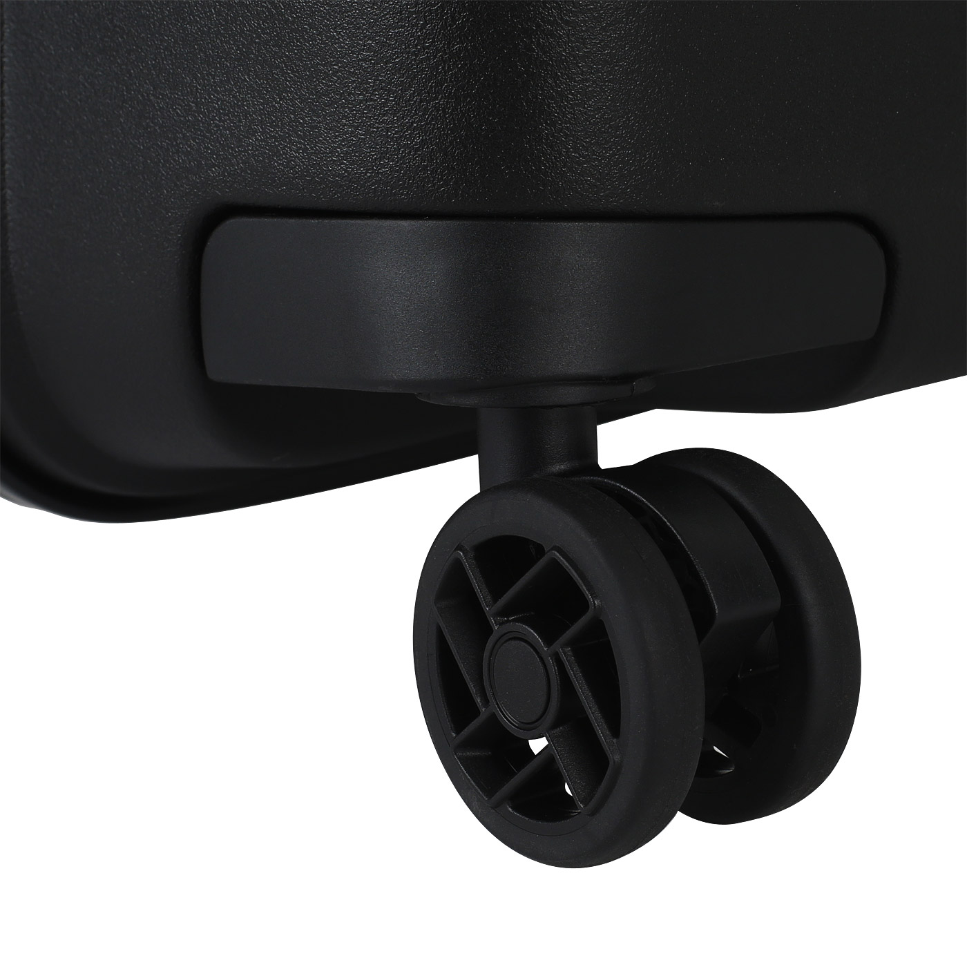 Чемодан средний M из полипропилена с кодовым замком Stevens Cruise