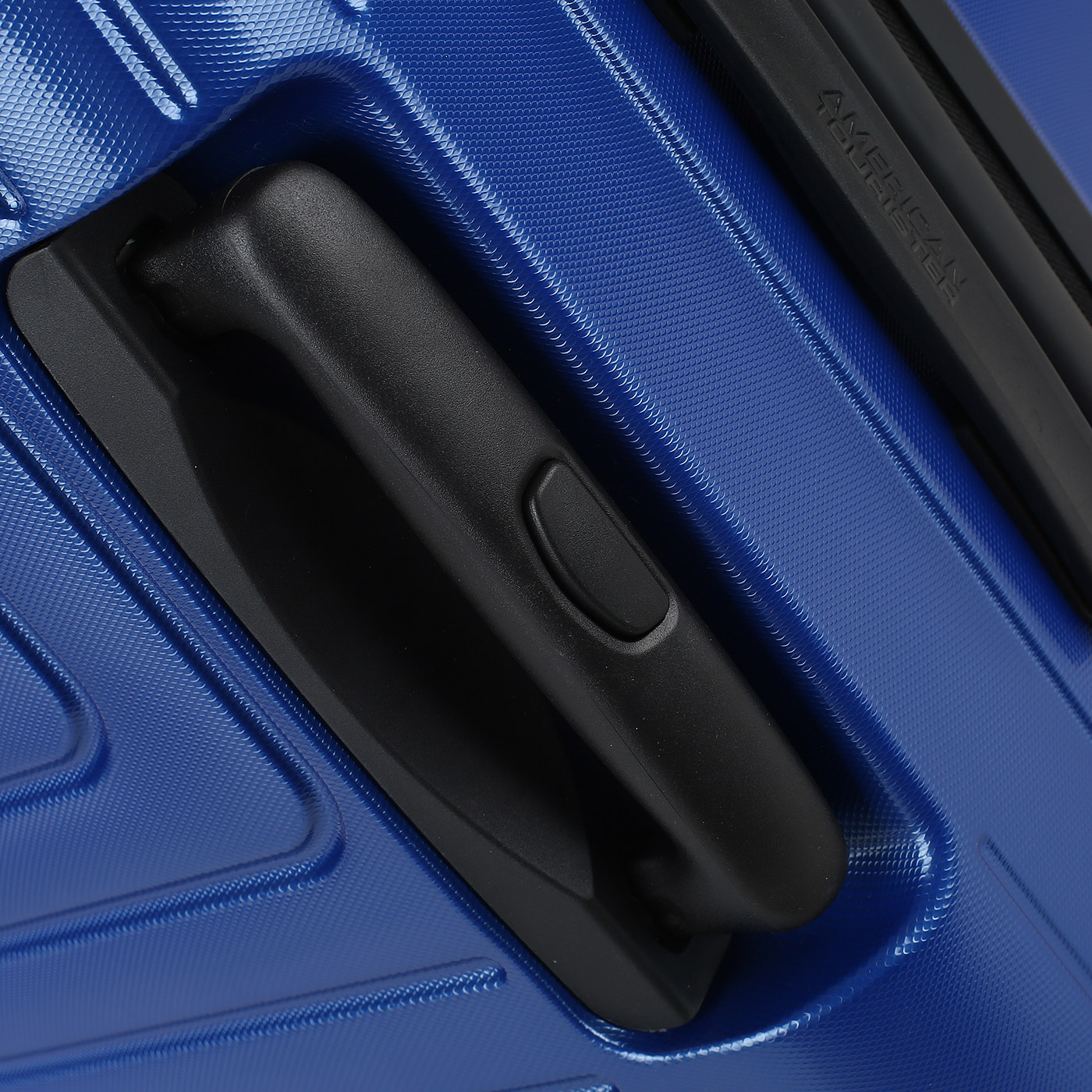 Чемодан большой L из поликарбоната с кодовым замком American Tourister Mighty Maze