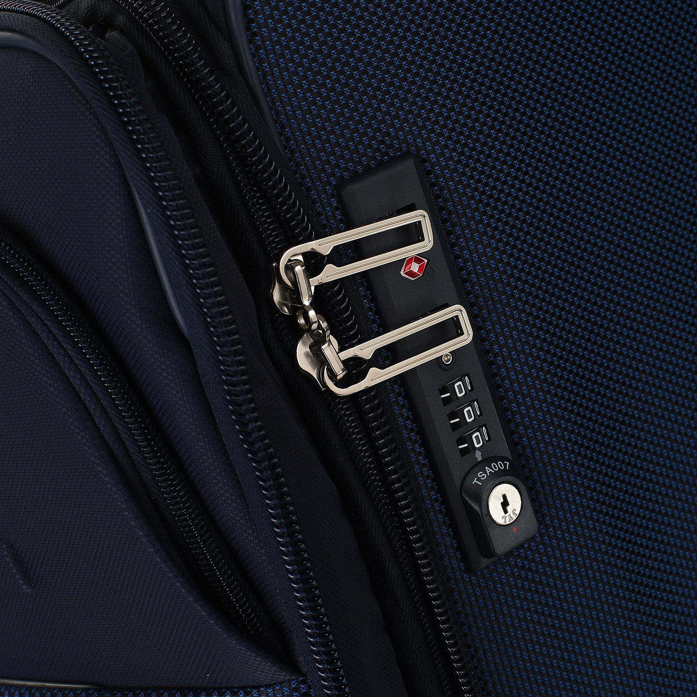 Чемодан большой L тканевый с кодовым замком Samsonite B-Lite Icon