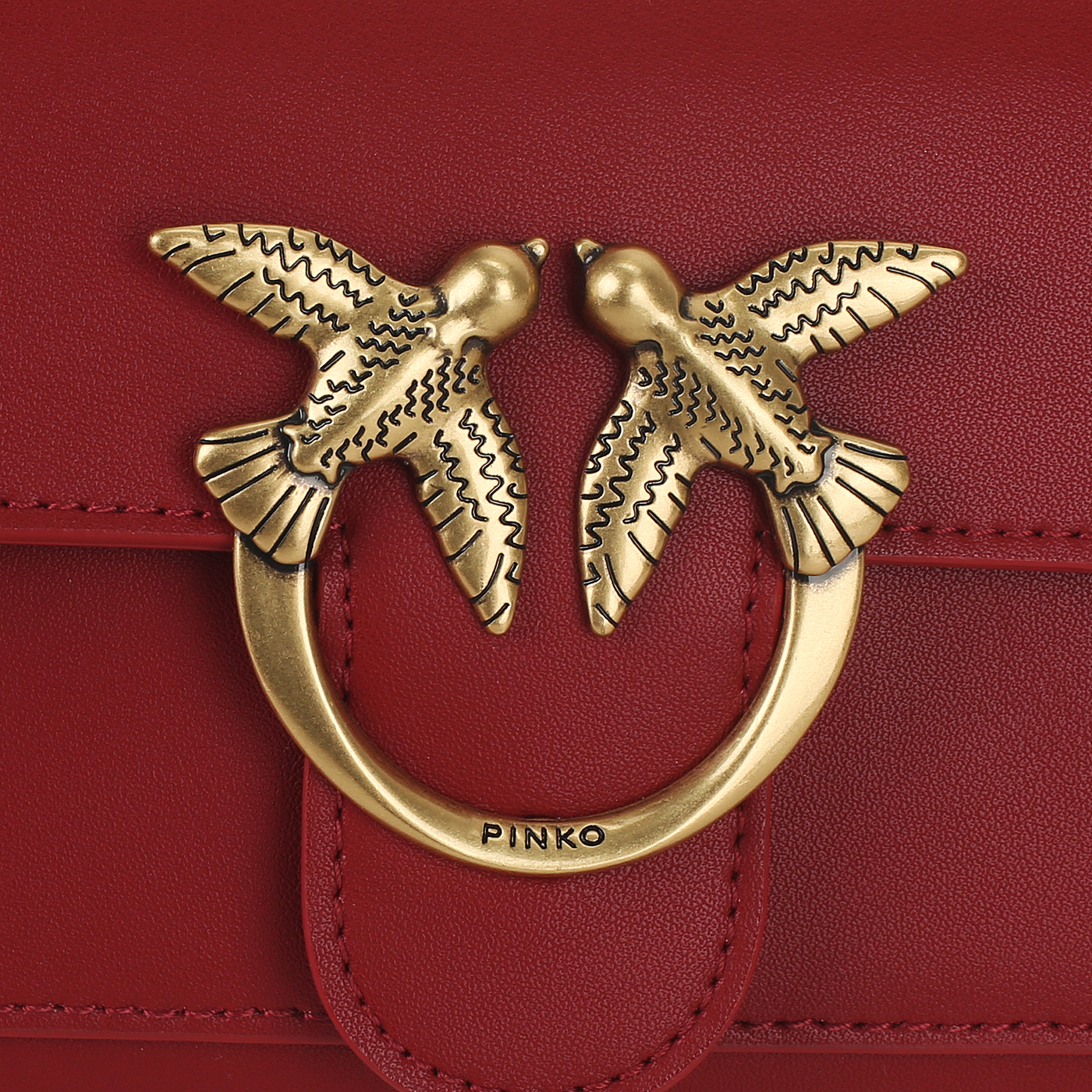Сумка через плечо с цепочкой Pinko Pocket
