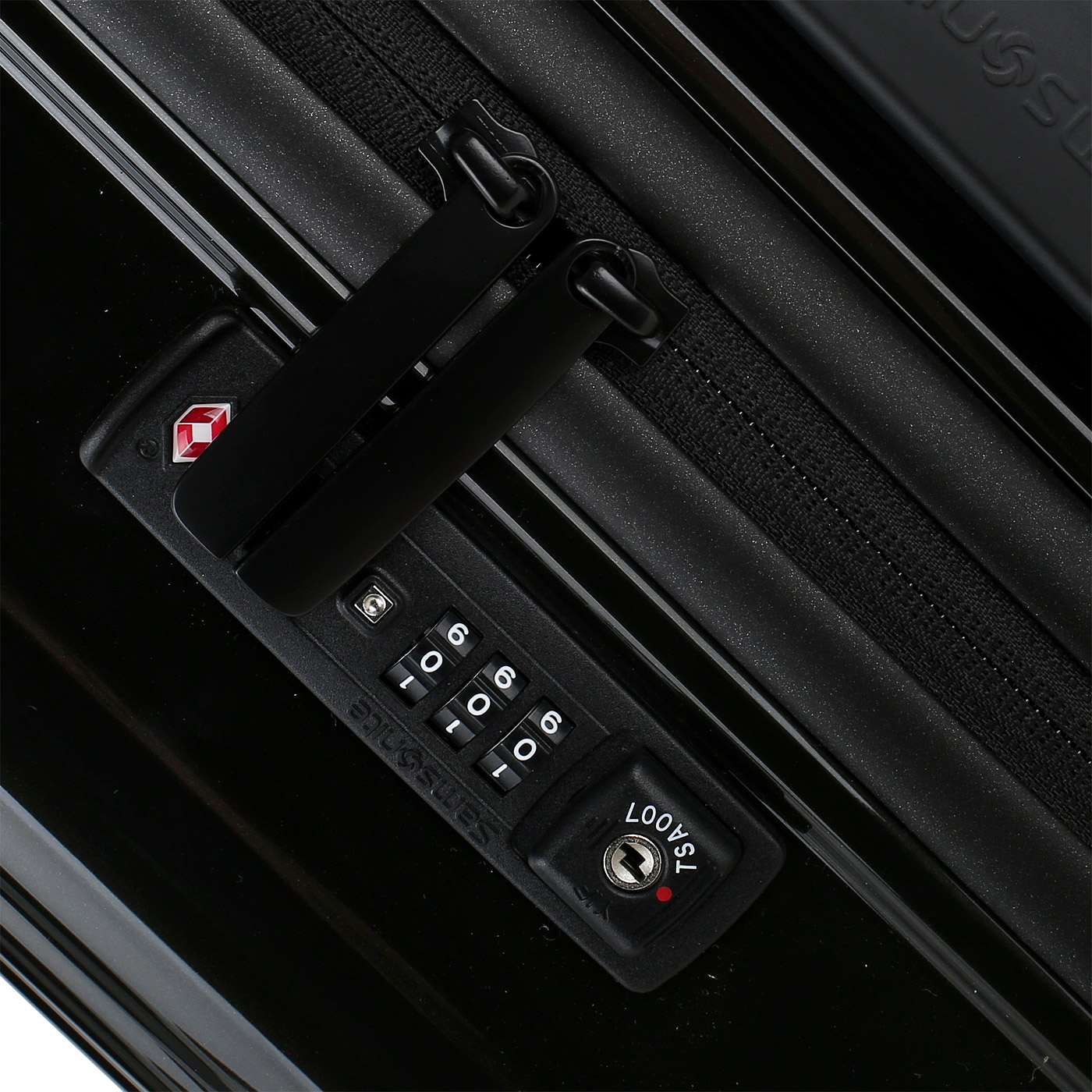 Чемодан маленький S из поликарбоната с кодовым замком Samsonite Neopulse