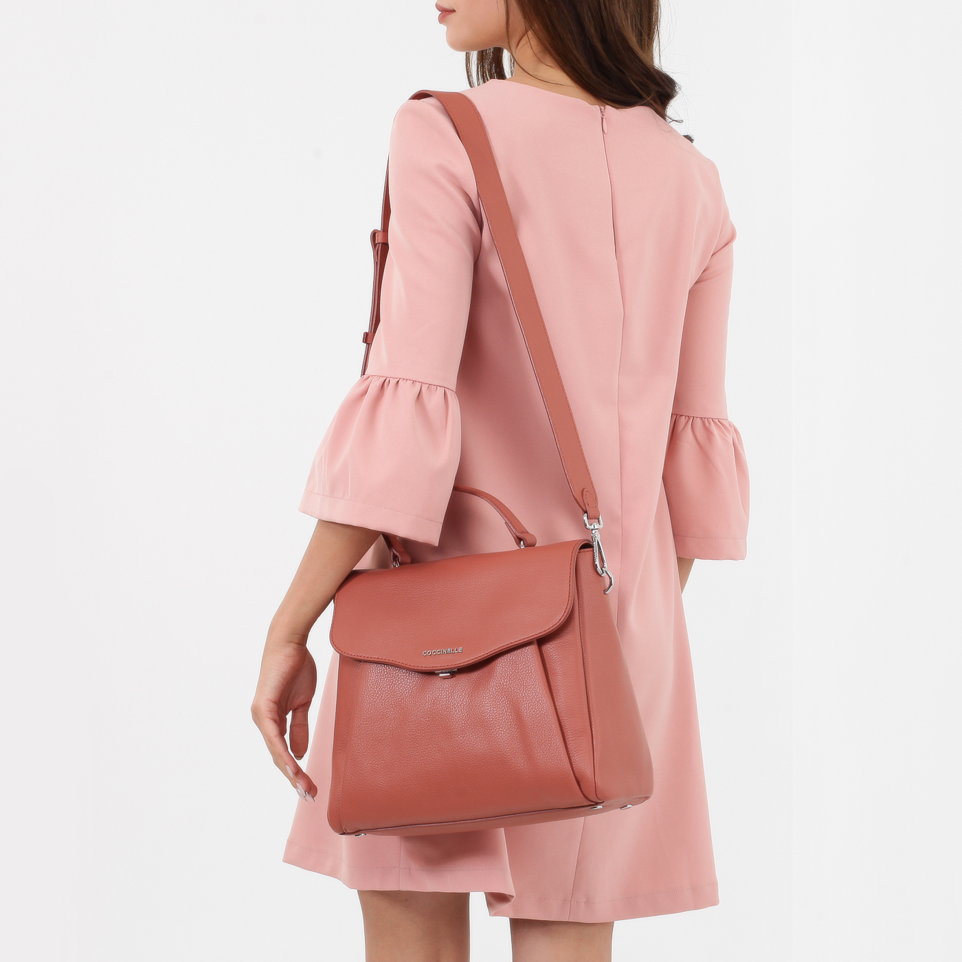 Сумка из зернистой кожи Coccinelle Andromeda