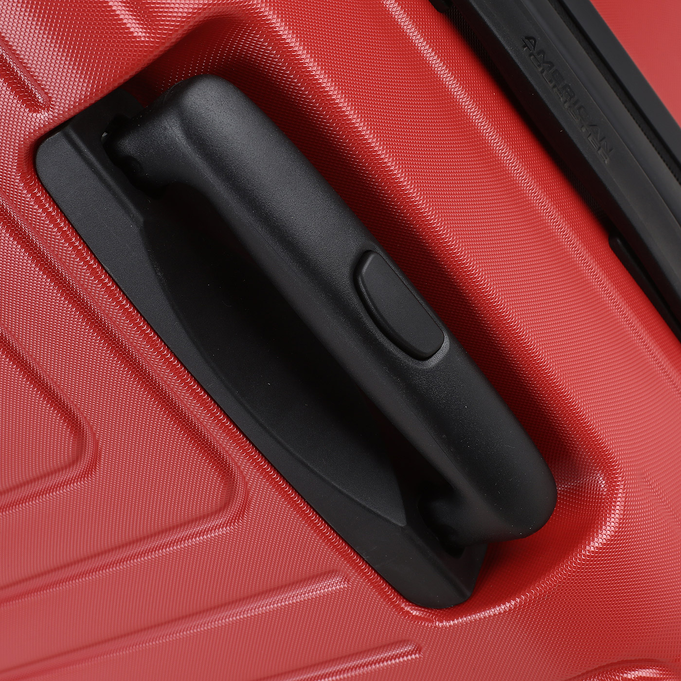 Чемодан большой L из поликарбоната с кодовым замком American Tourister Mighty Maze